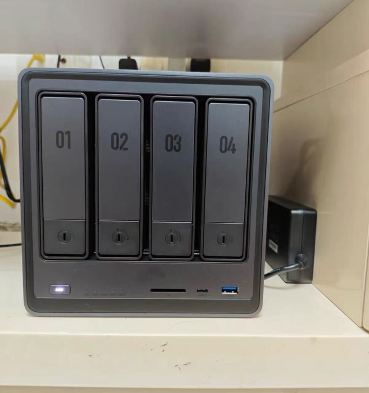 TLF Ugreen DXP4800 Plus 4베이 NA - Ddr5 8Gb 리뷰 및 가격
